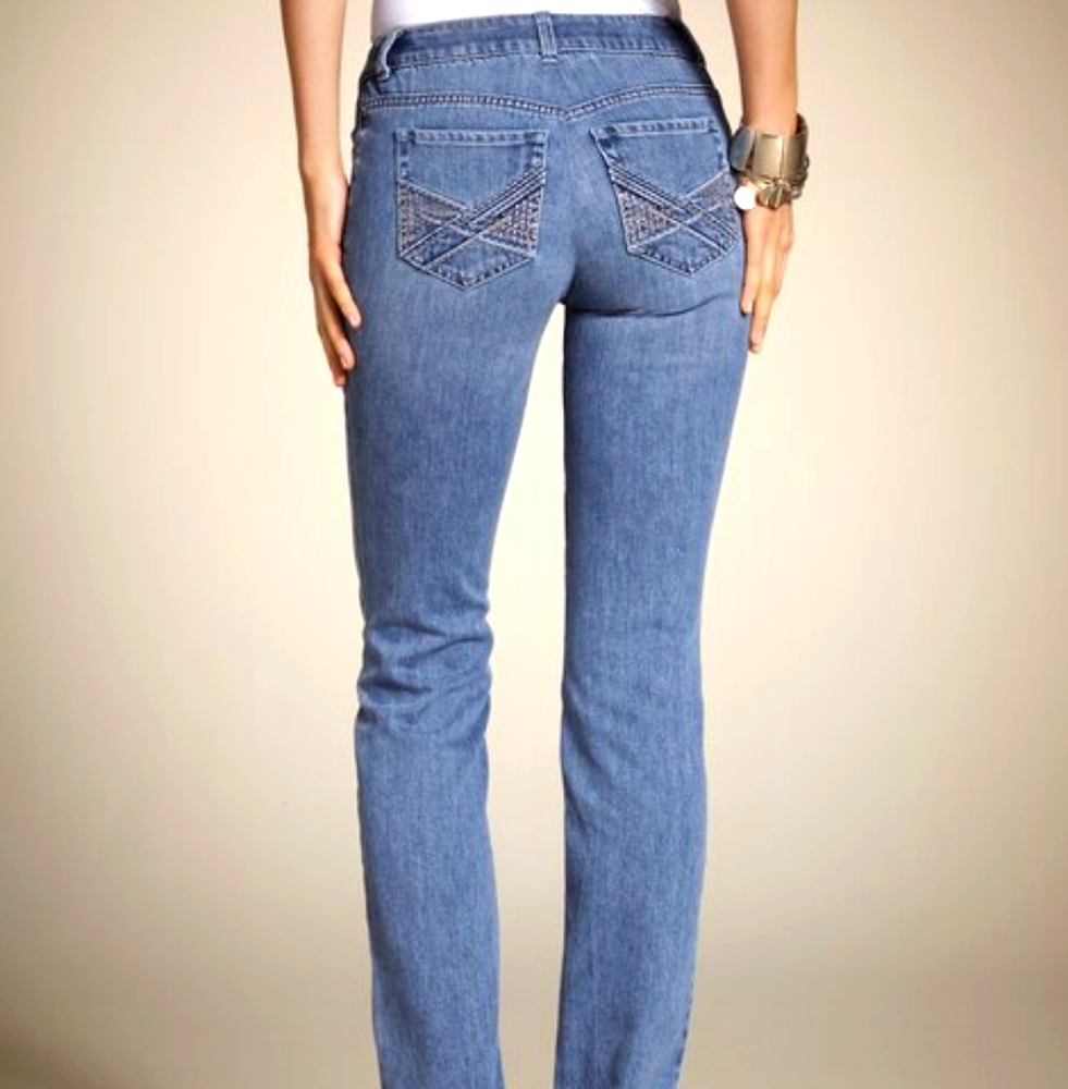 NWT Chico's Winged Pocket Platinum Jeans